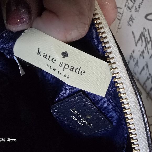 Kate Spade Grove Street Millie Navy/White Leather Crossbody Bag w/Charm & Scarf - Picture 11 of 13